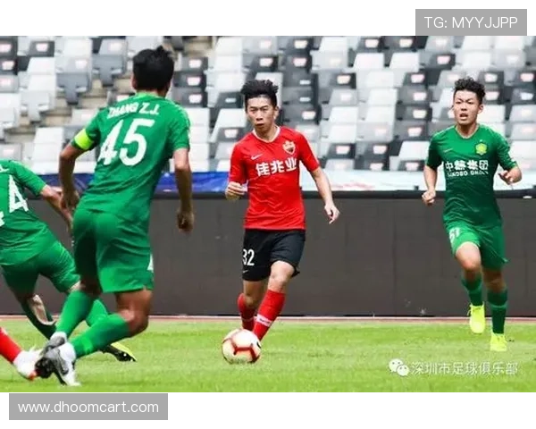 智利队中场控制力持续提升，攻防转换表现稳健