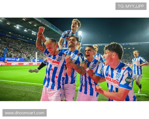 海伦芬本赛季控球能力表现稳健，中场组织效率持续提升