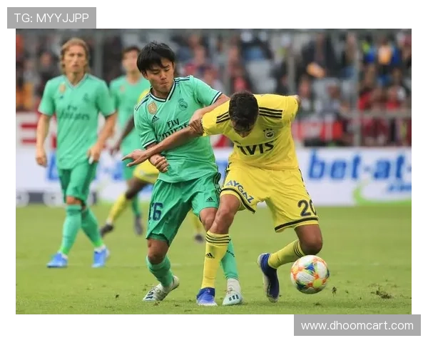 久保建英在高位压迫体系中的回防与拼抢贡献解析